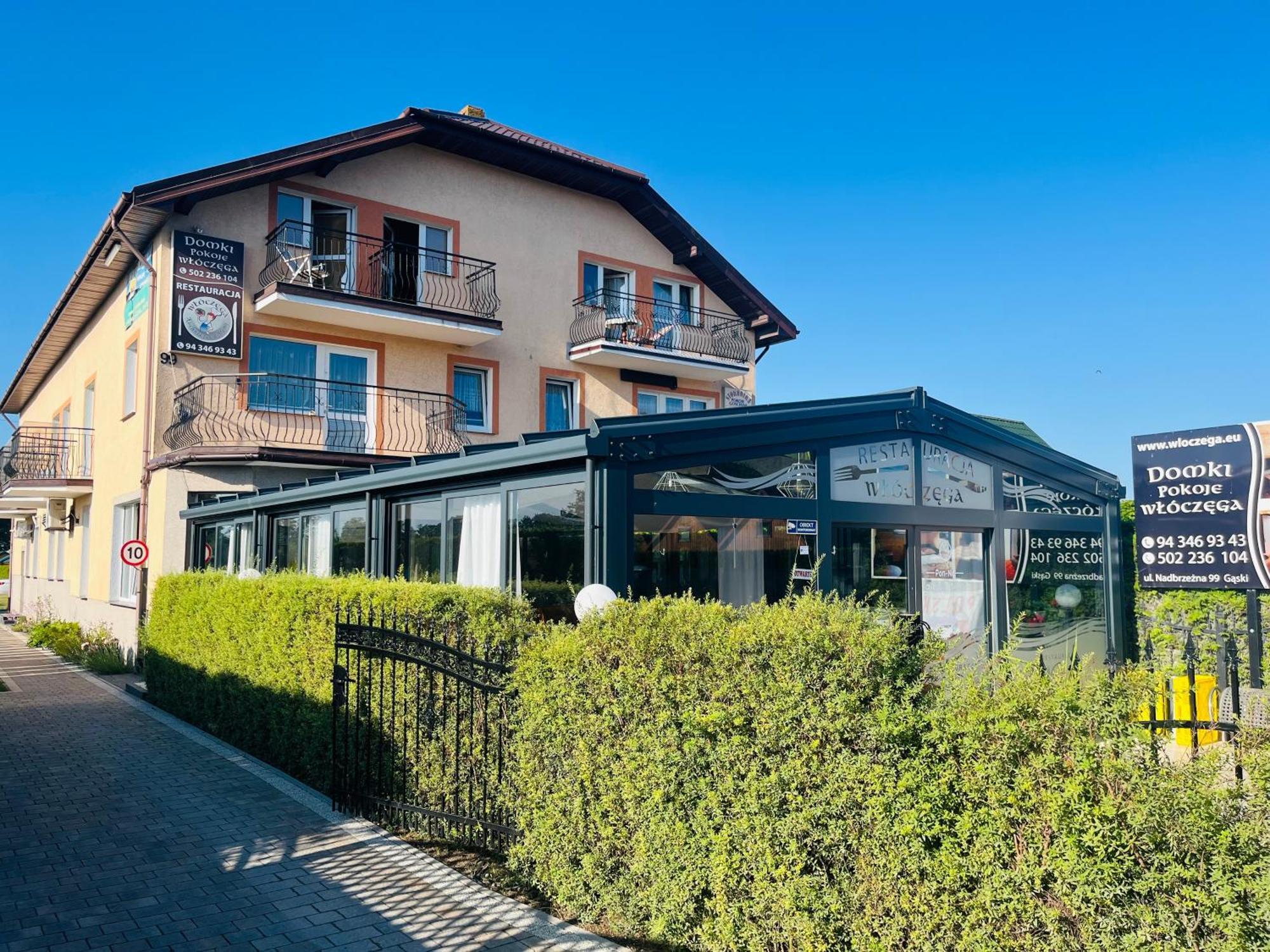 Domki, Apartamenty I Restauracja Wloczega กาสกี ภายนอก รูปภาพ
